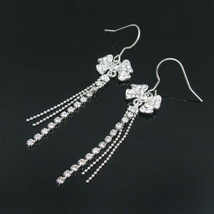 開(kāi)精品飾品連鎖店 打造爆款美發(fā)飾品銷(xiāo)售的七大秘訣